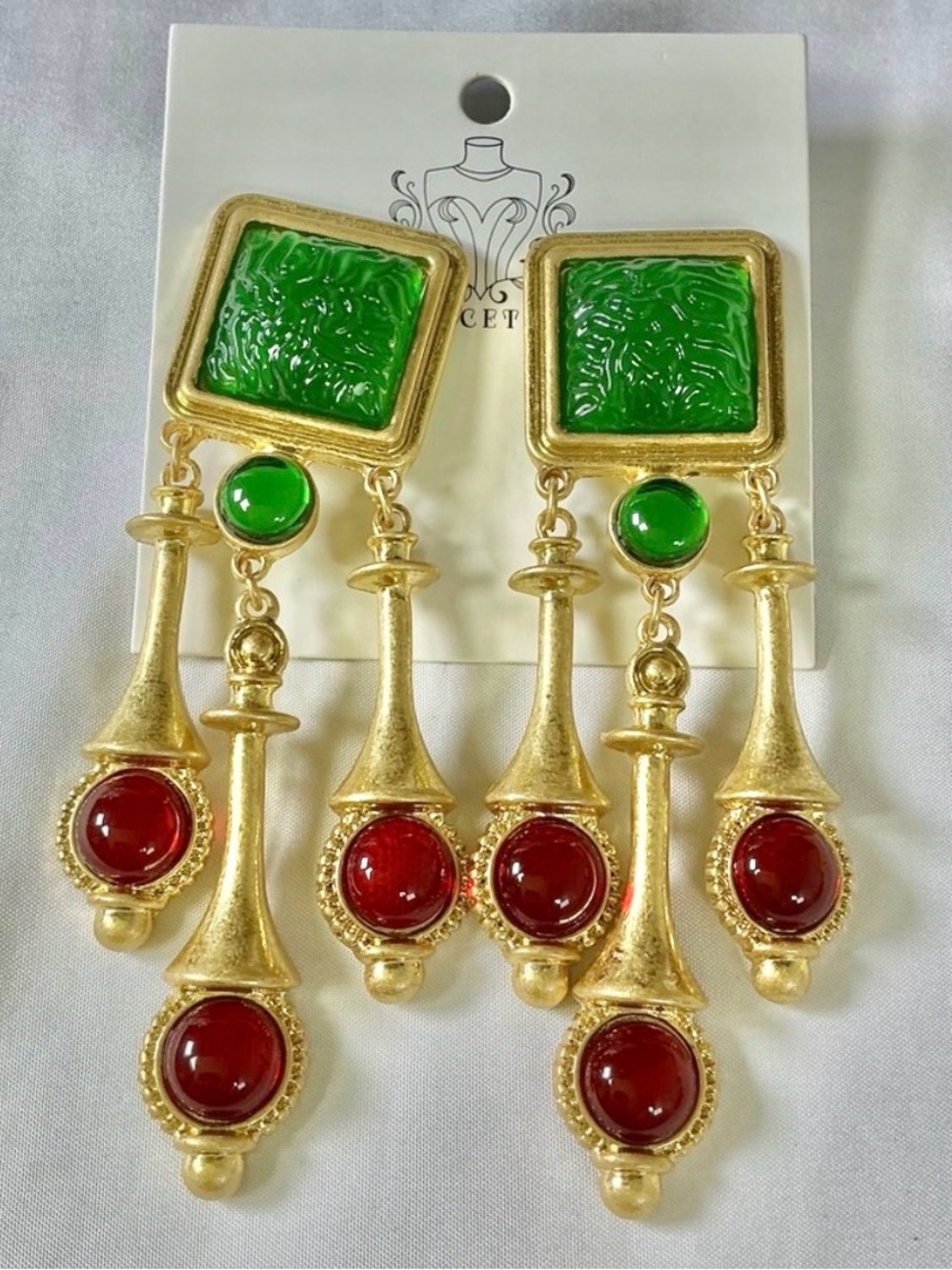 4.25” Luxury Fashion Vintage Gold-Plated Drop Earrings w/ Green & Red Cabochons